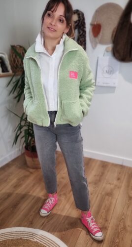 Veste sherpa femme vert amande vue de face